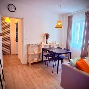  Appartement 50m2 Intramuros-parking Privé Gratuit-netflix-arrivée Autonome!! 50m2-free Parking-netflix-self Check In France